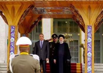 تغطية مصورة لمراسم استقبال الكاظمي في ايران