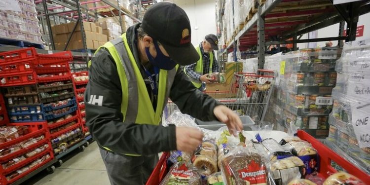 بنـــوك الطعام تنتشر فــــي ألمانيا