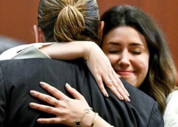 بعد شائعة ارتباطهما … محامية جوني ديب ترد