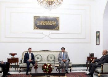 برهم صالح يستقبل السفير الكويتي