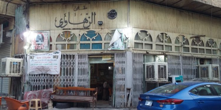 أمانة بغداد تغلـــق مقهى الزهاوي و تصدر توضيحاً