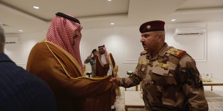 بالصور زيارة منفذ عرعر الحدودي  من قبل وفد امني رفيع برئاسة عبد الامير الشمري