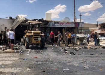 بالصور اثار للقصف الذي طال مقراً لـقوات الأمن الايزيدية في سنجار