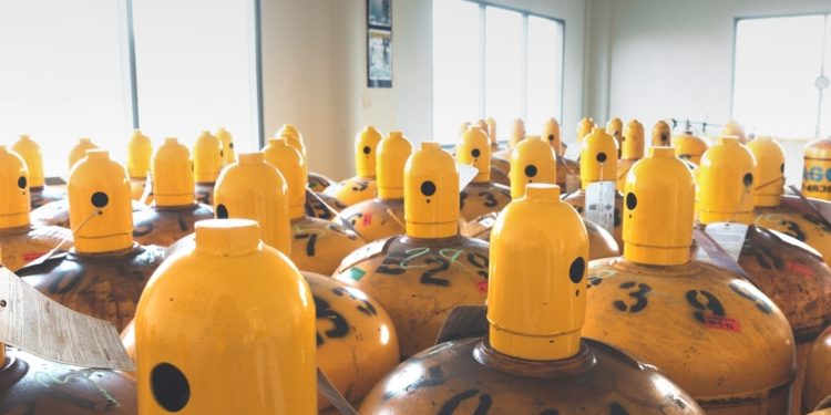 ما هو غاز الكلورين الأصفر “يقتل ضحاياه ببطء” استخدمه النظام السوري ضد المدنيين