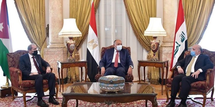وزيرا خارجية مصر والأردن يصلان إلى بغداد