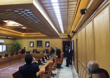 العراق وإيران يبحثان تسهيـــــلات دخول الزائرين براً في “الزيارة الأربعينية”