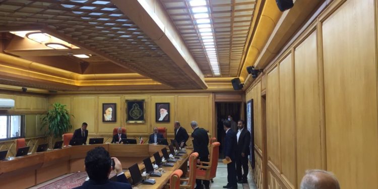 العراق وإيران يبحثان تسهيـــــلات دخول الزائرين براً في “الزيارة الأربعينية”