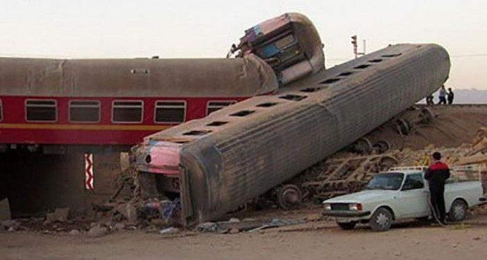 مقتل 10 أشخاص في ايران إثر خروج قطار عن سكته