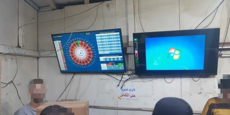 القبض على عدد من الأشخاص وغلق صالة للروليت فــي الديوانية