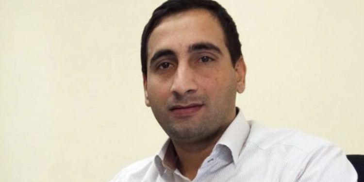 عالم الصواريخ الإيراني (أيوب انتظاري) مات “مسموماً” بعد مأدبة طعام اختفى صاحبها