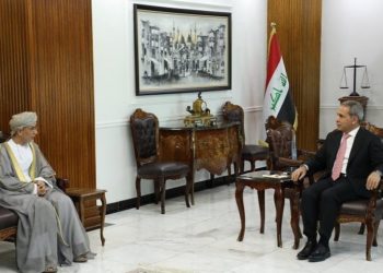 العراق يبحث المقترحات بــ”التعاون القضائي” مع سلطنة عمان