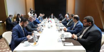 البحث في العلاقات الثنائية بين العراق وايران في 4 مجالات