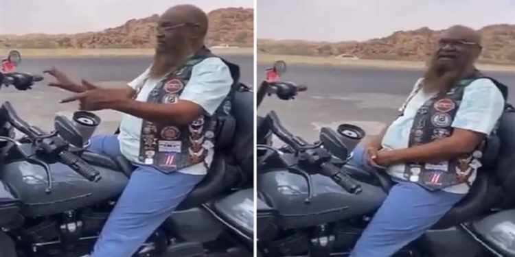 بالفيديو إمام المسجد الحرام السابق يثير الجدل ” يقود دراجة بخارية بالجينز”