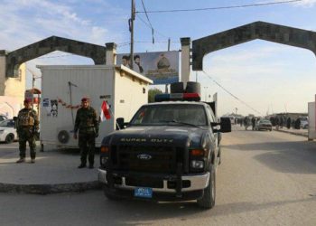 قوة قادمة من بغداد توقف 2 من (كبار المسؤولين الأمنيين) في النجف