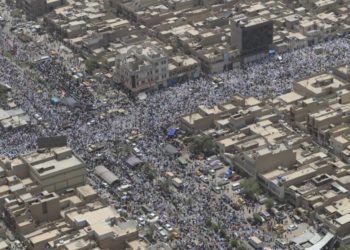 لجنة صلاة جمعة الصدر .. 2.5 مليون مشارك وتسجيل حالات إغماء
