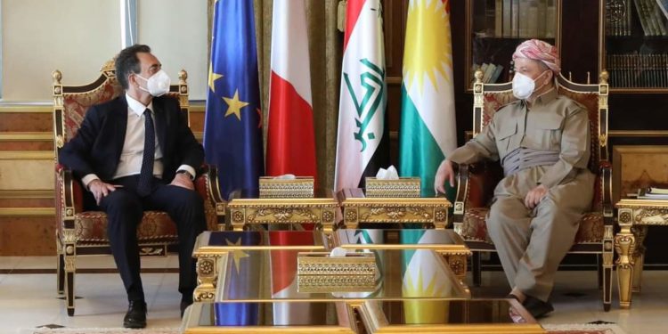 بارزاني و السفير الفرنسي يبحثان مخاوف “شن عملية عسكرية في كوردستان سوريا”
