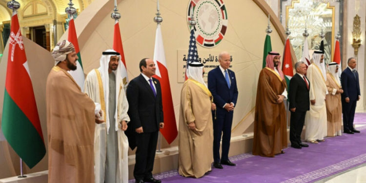 العرب ينفون الفكرة وطهران تستعين بـ”الدعاء والدهاء” للقضاء عليه .. موت” الناتو الإقليمي”