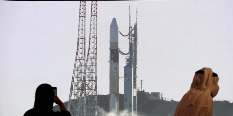 صندوق جديد لدعم إطلاق الأقمار الصناعية في الامارات