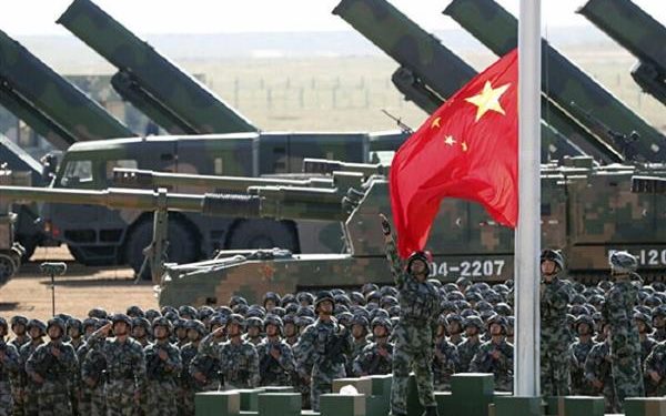 الصيــــن تعلن عن “تدريبات عسكرية”  قبل زيارة محتملة لـبيلوسي إلى تايوان