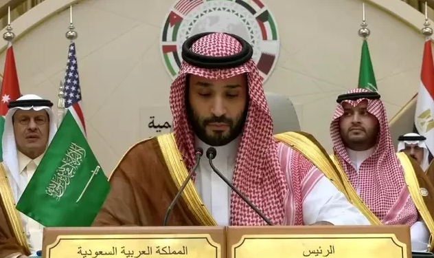 بن سلمان .. متفائلون بما حققه العراق مؤخراً من استقرار ورخاء لشــعبه
