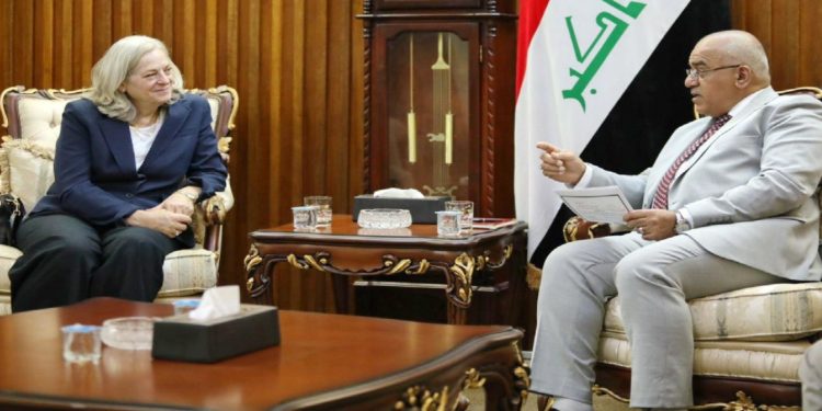 وزيــرالتعليم و السفيرة الأميركية يناقشان (التعاون العلمي) بين جامعات البلدين￼