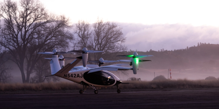 تجارب سيارات الأجرة الجوية .. تحديات أمام الشركات المصنعة بسبب استمرار تحطمها واشتعالها