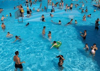 لماذا الحرارة تقتل الأوروبيين فيما يتعايش معها الشرقيون .. ؟