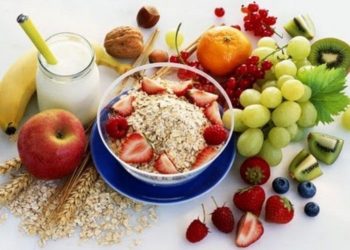 فاكهة تحارب الكآبة وأطعمة تتســبب هفوات عقلية