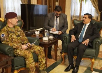وزير الدفاع يستقبــــل قائد بعثة الناتو