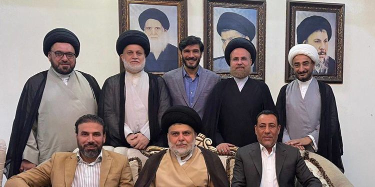 الصدر يلتقي باللجنة المكلفة بالإشراف على تنظيم صلاة الجمعة الموحدة