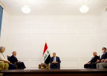 الكاظمي يستقبل عضو مجلس الشيوخ الأمريكي ليندسي غراهام والوفد المرافق له