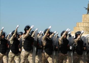 قائد القوات البرية.. الجيش بحاجة لضباط من الكليتين العسكرية والأركان