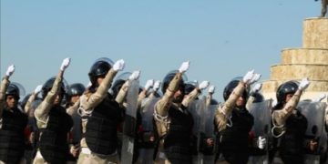 قائد القوات البرية.. الجيش بحاجة لضباط من الكليتين العسكرية والأركان