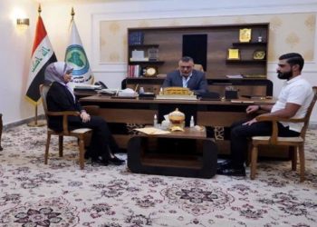 الخدمة الاتحادي .. مفاتحة الوزارات لاستحداث الدرجات الوظيفية لشريحتين