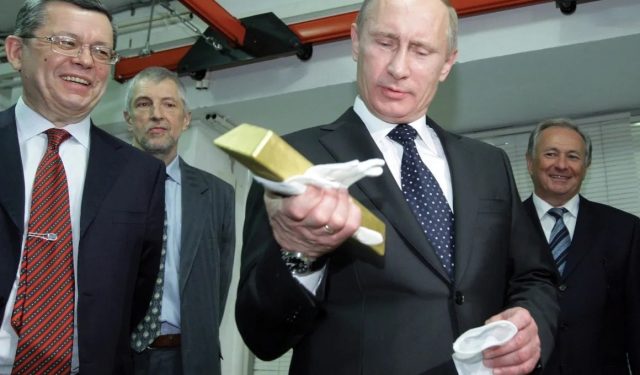 أوروبا تدرس خطوة تصعيدية .. “حظر الذهب الروسي”