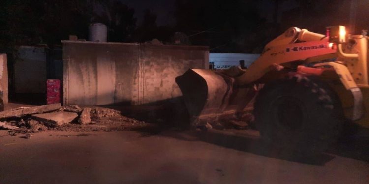 حملة لإزالة الصبّات وفتح عدد من الطرق المغلقة في الكرخ