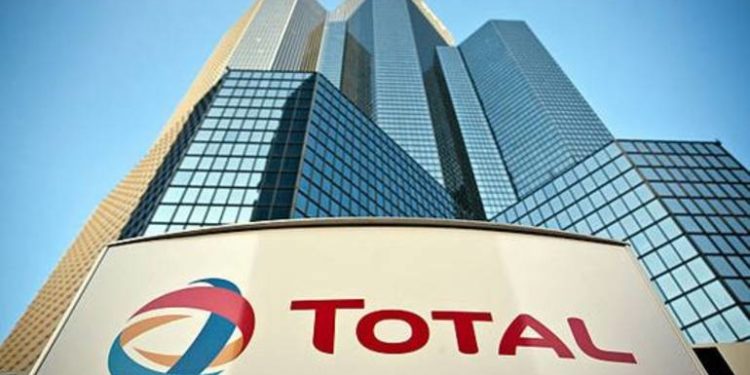 وزير النفط.. ماضون في تنفيذ مجموعة العقود ضمن الاتفاقية المشتركة مع(توتال الفرنسية)