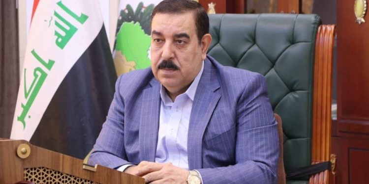 الصدر يكّـــرم محافظ الأنبار