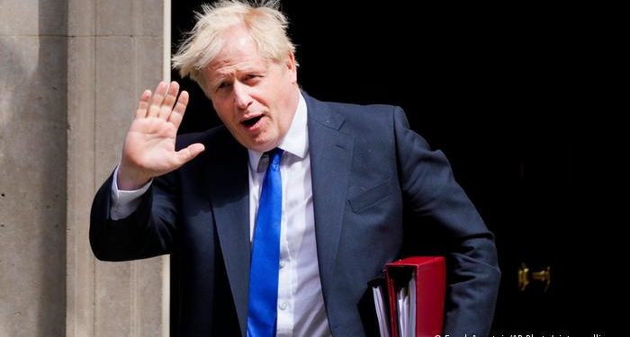 بوريس جونسون يعلن استقالته بشكل رسمي