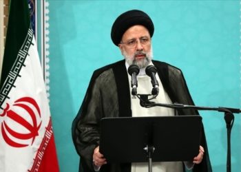 الرئيس الإيراني يعلق على زيارة بايدن .. تدخلات ستضرب الأمن الإقليمي