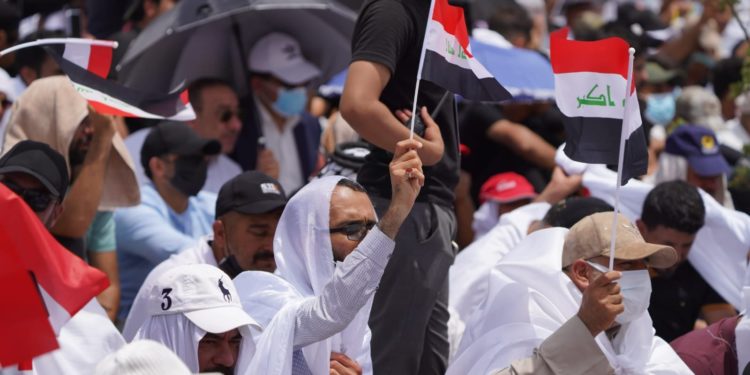 الصدر يـــشكر الجموع الغفيرة في مدينة الصدر