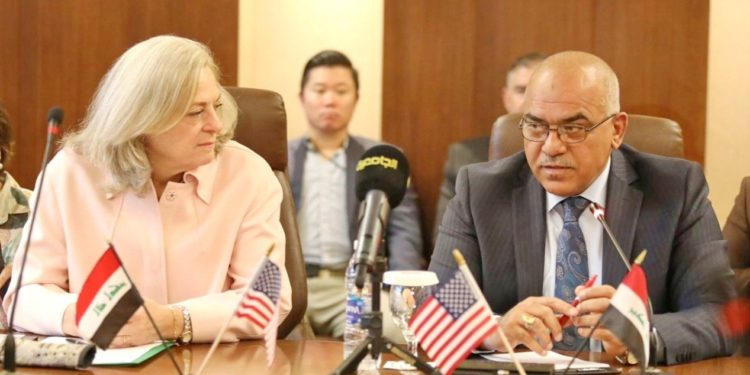 الاعلان عن إطلاق “برنامج المنحة الأمريكية” لدعم الجامعات بمجالات البيئة والطاقة المتجددة