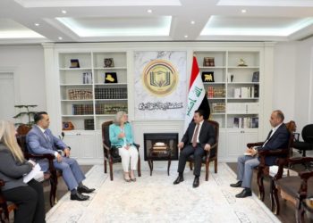 السفيرة الأمريكية تؤكد دعم بلادها لسيادة وأمن العراق