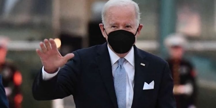 بايدن يدخل في عزلة ,, يعلن إصابته بفيروس كورونا