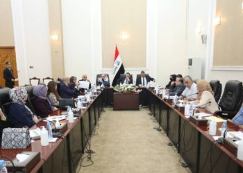اجتماع حكومي لــ”بحث إعداد الخطة الستراتيجية لمشروع الحوكمة الألكترونيّة”