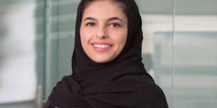 الاعلان عن  تعيــيـن سيدتين بمنصبين حكوميين بارزين في السعودية