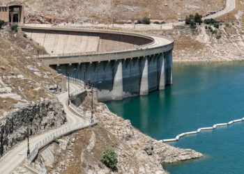جفــــاف بحيرة دوكــــان