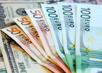 تحليــــل اقتصادي يفسّر أسباب التراجع للعملة الأوروبية