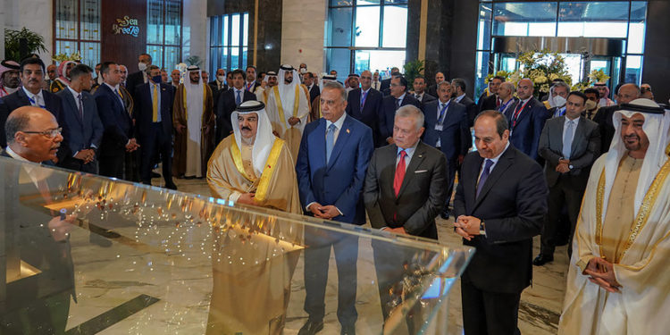  بيــــان مصري بشأن “لقاء العلمين”