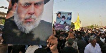 قيادي في التيار .. ايها الصدريون حياة قائدكم في خطر